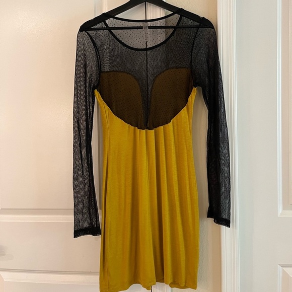 💛 Y2K Vintage Circa 2004 Yellow and Black Mesh long sleeve bodycon dress - Picture 6 of 14